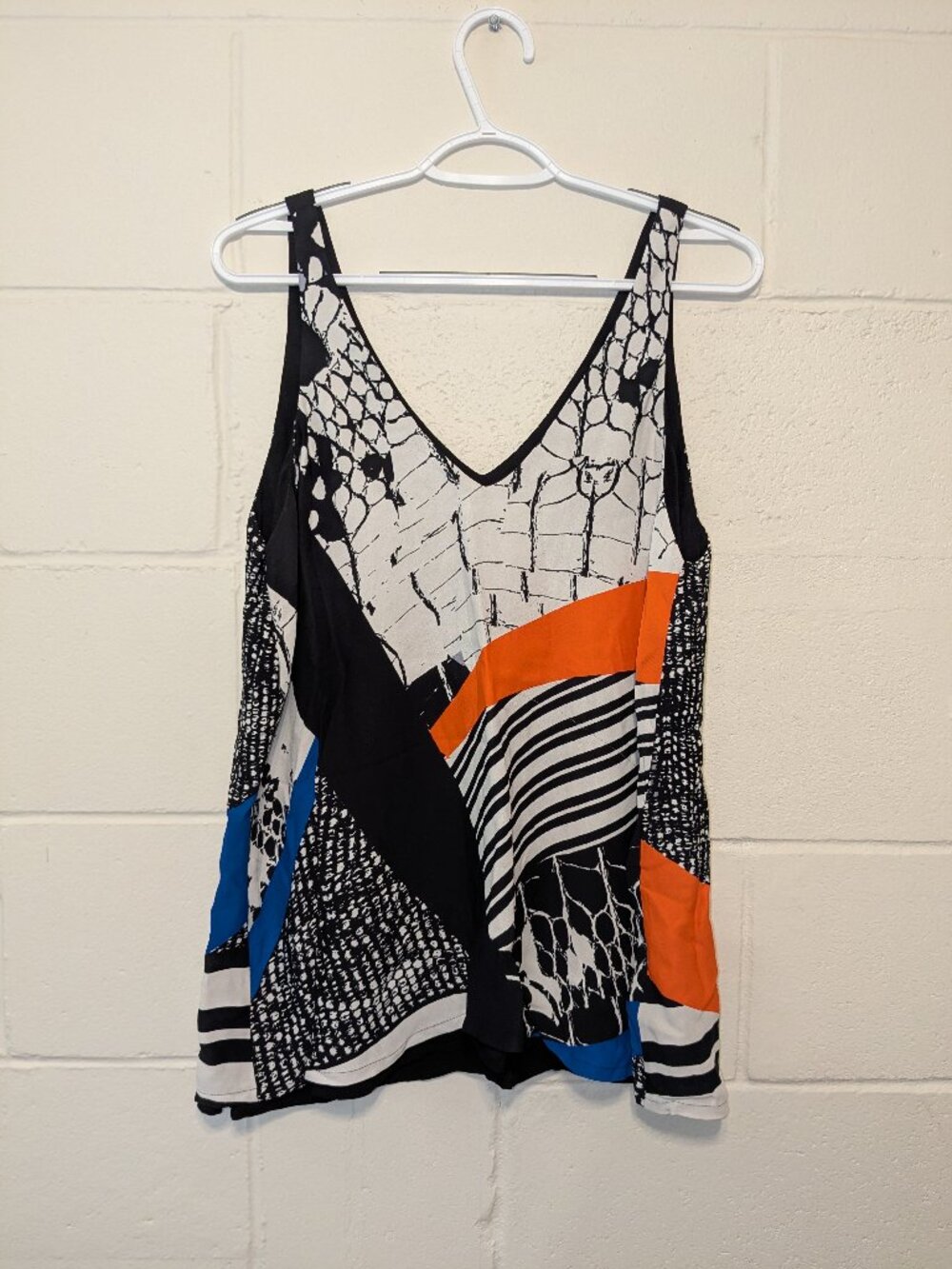 Twelfth St Cynthia Vincent Tank Top Sleeveless V Neck Graphic Art Bold Lg Layer